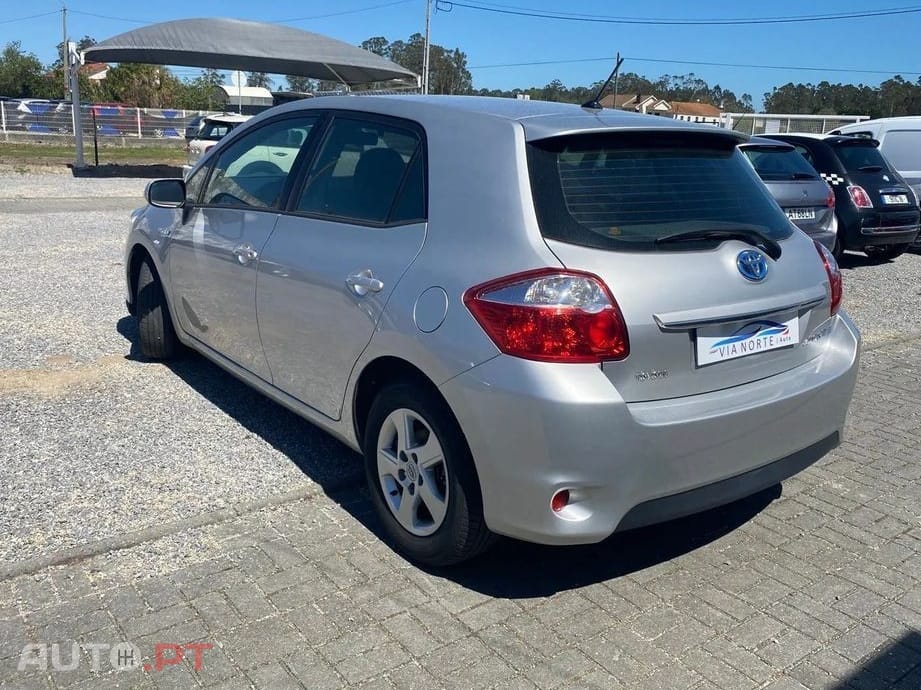 Toyota Auris 1.8 HSD P.Te.+17+E.Al.+Navi