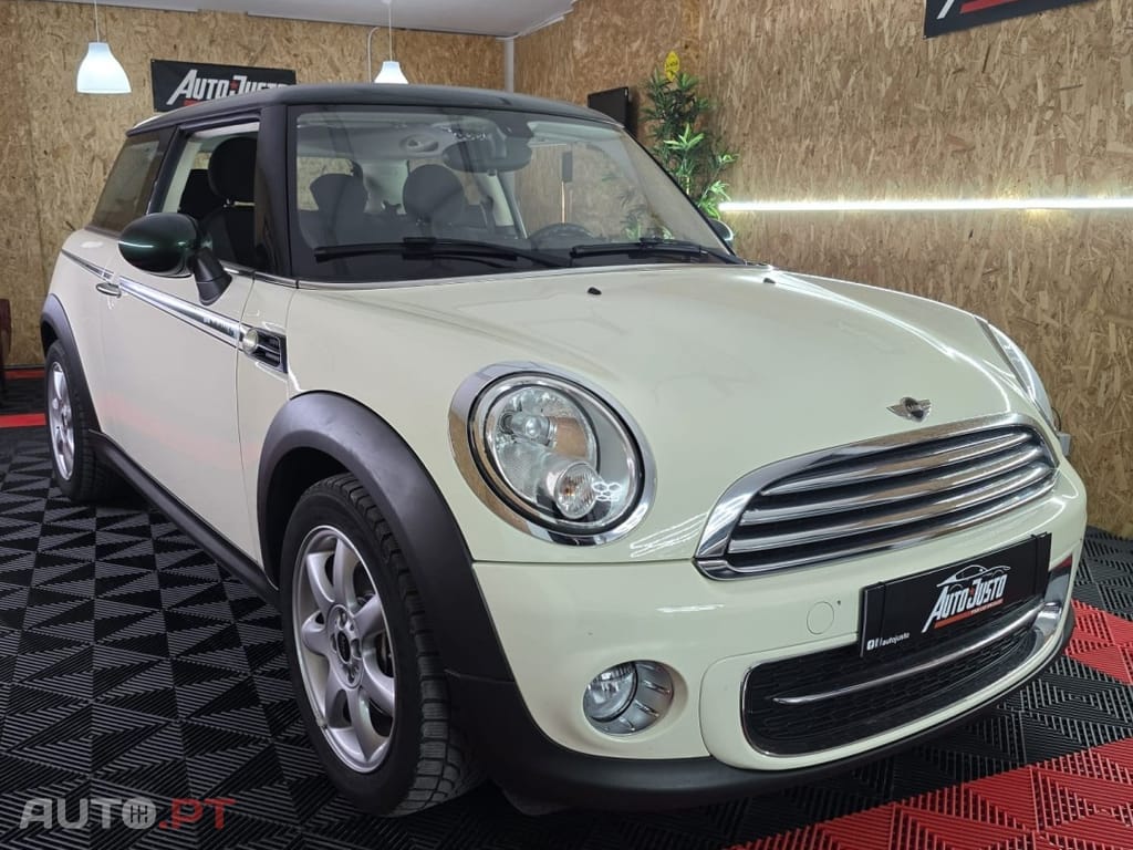 MINI Cooper Cooper D