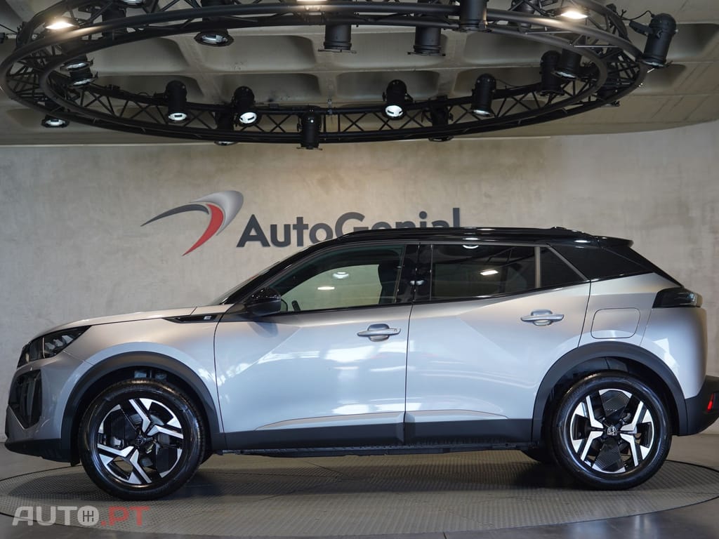 Peugeot E-2008 54 kWh GT