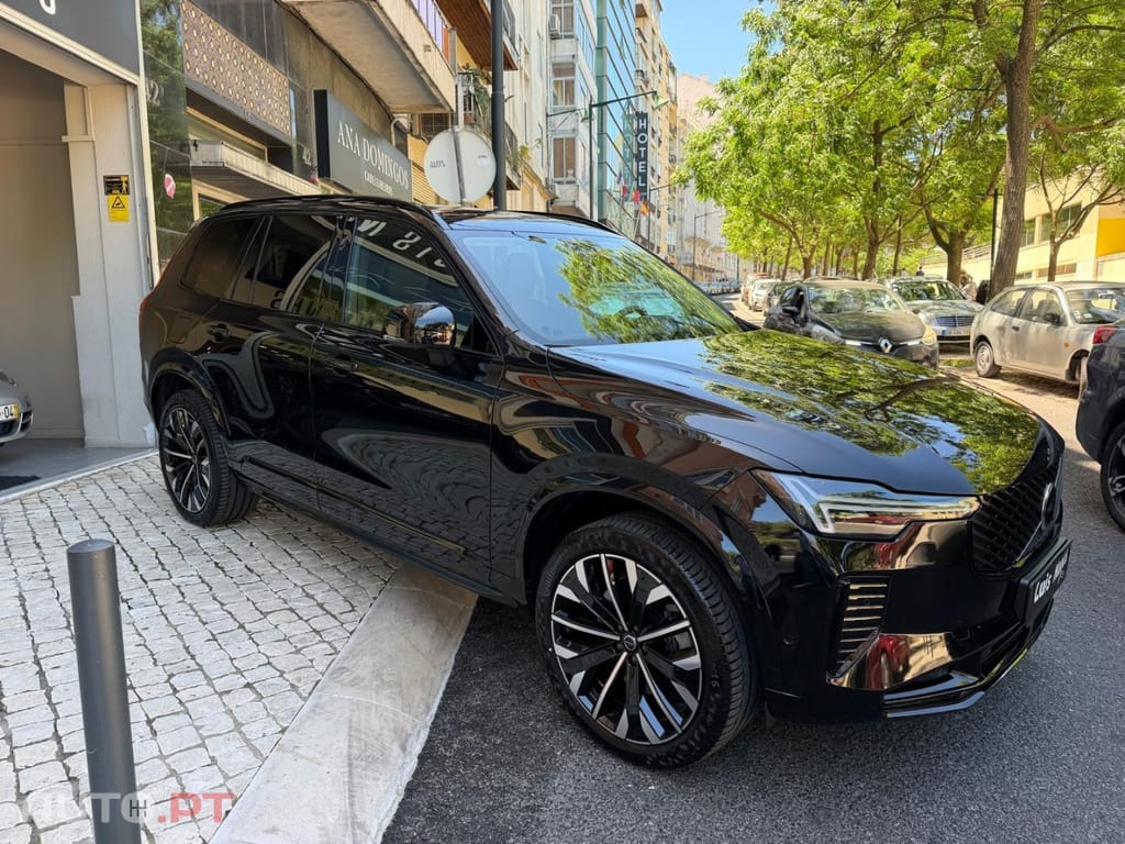 Volvo XC90 2.0 T8 PHEV Black Edition AWD