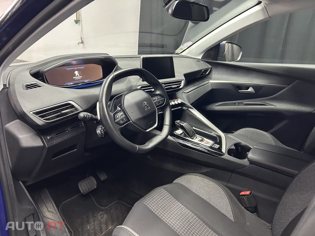 Peugeot 3008 1.2 PureTech Allure EAT8