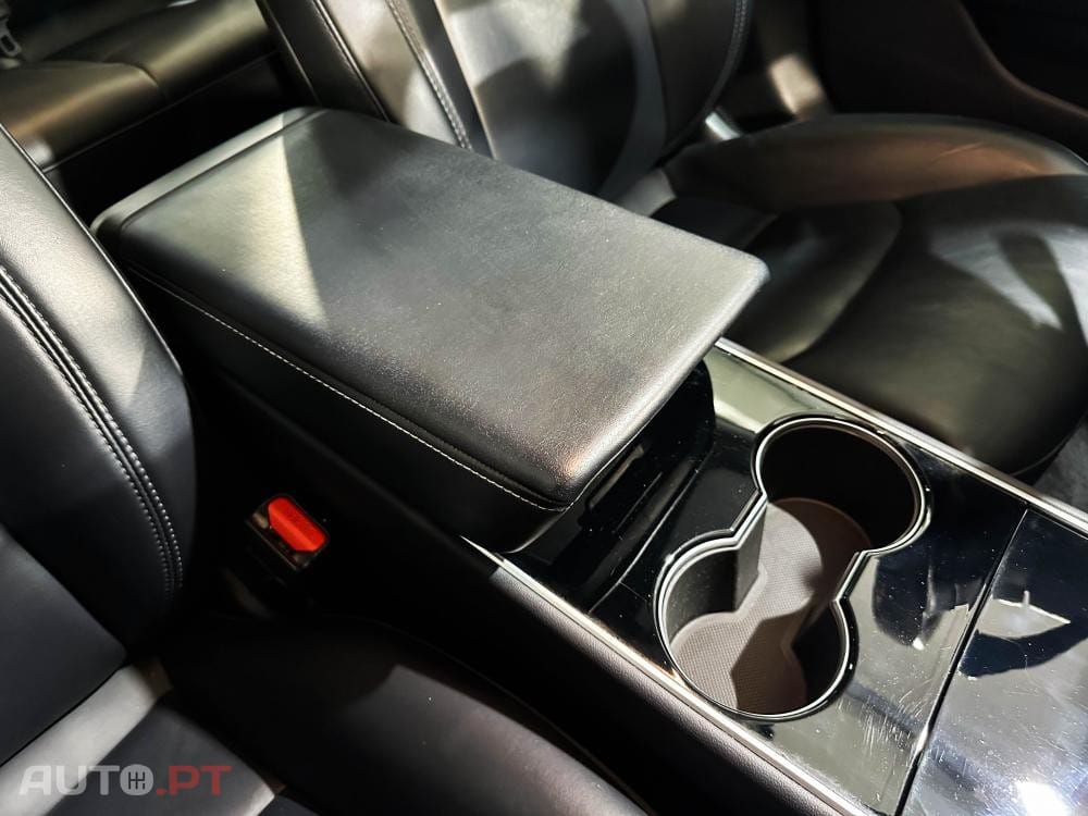 Tesla Model 3 Long-Range Dual Motor AWD