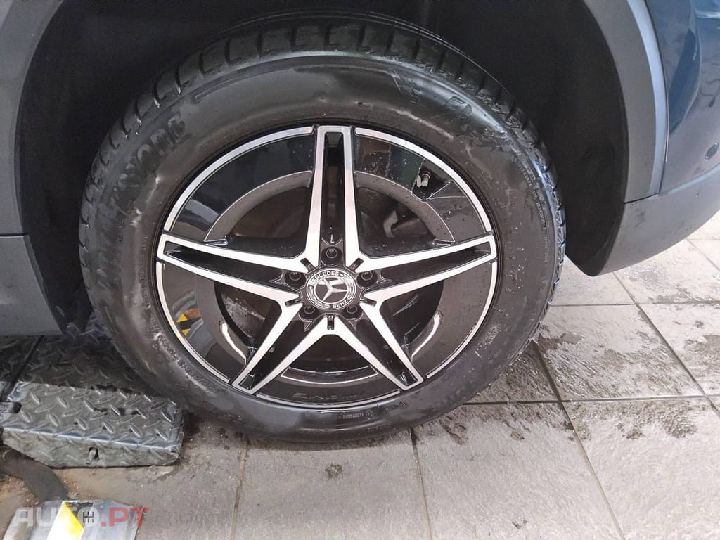 Mercedes-Benz EQA 250 AMG Line