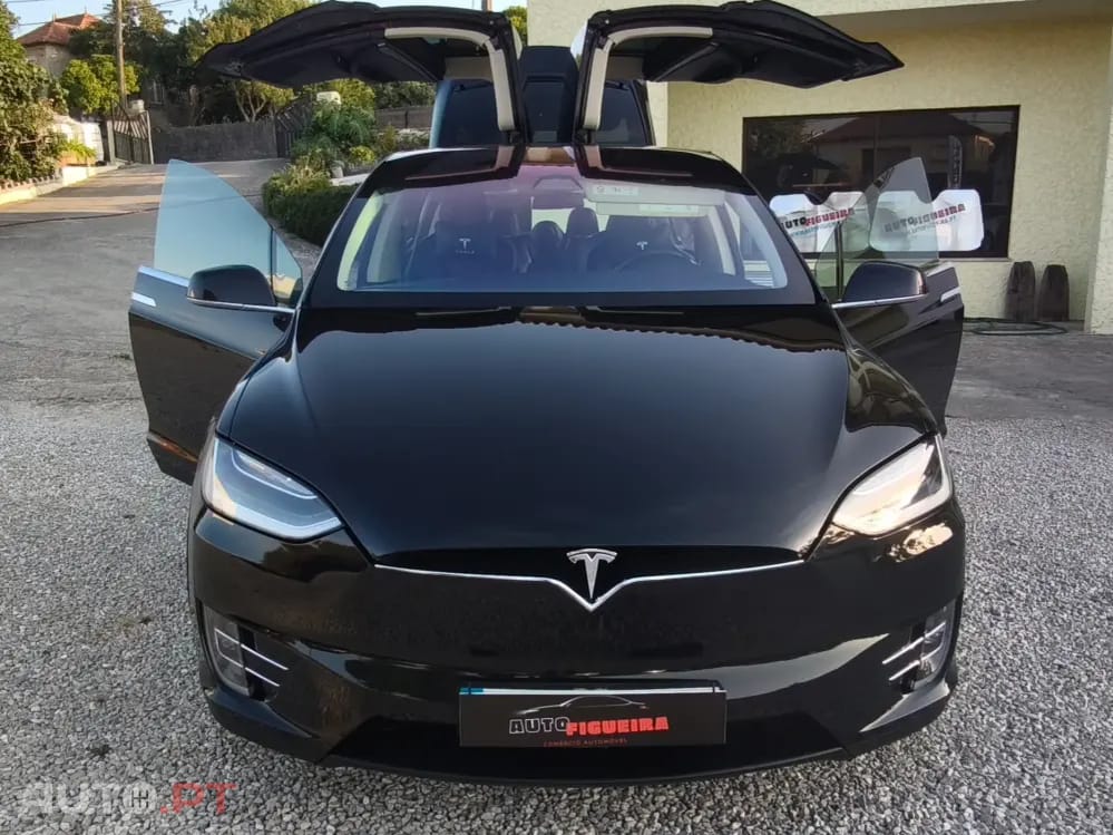 Tesla Model X 100D