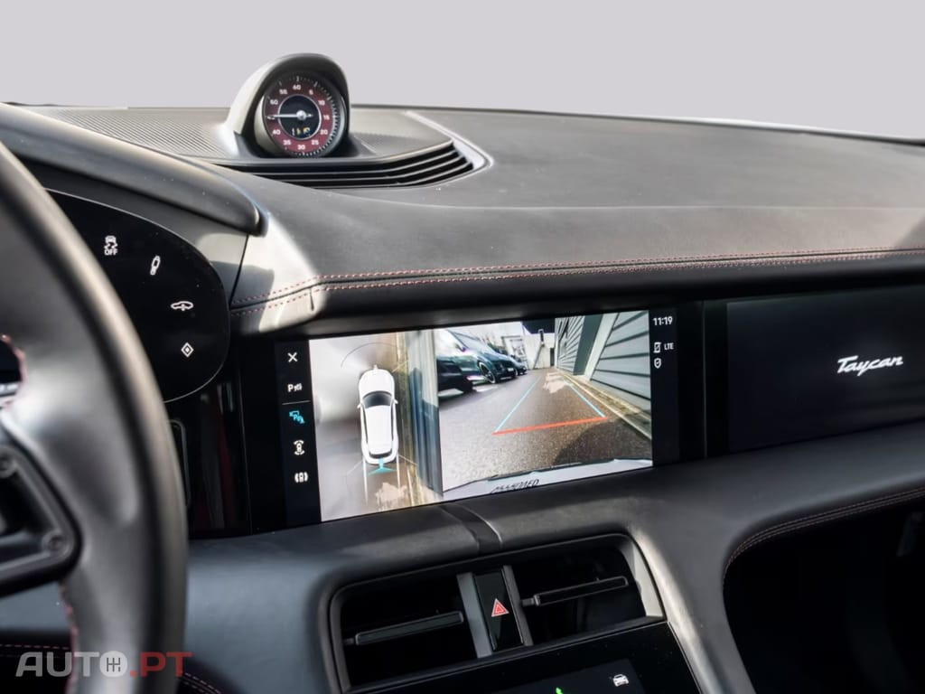 Porsche Taycan Turbo I.V.A DEDUTIVEL