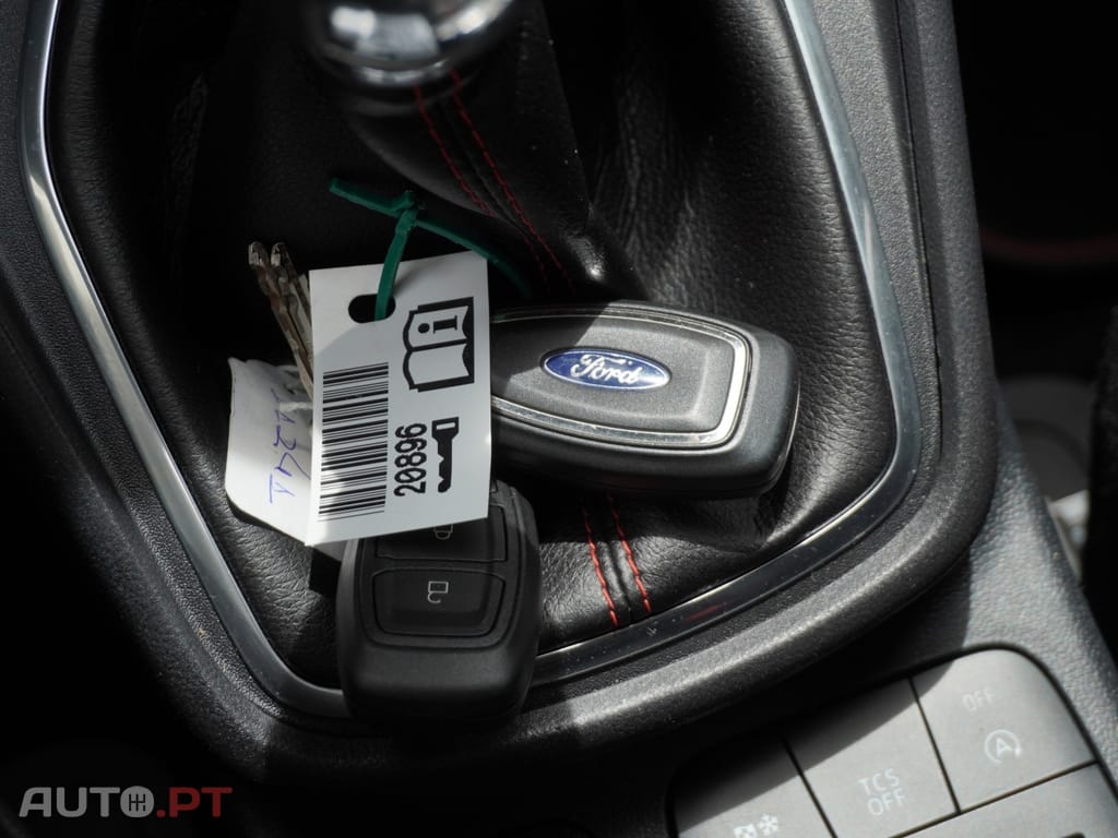 Ford Puma 1.0 EcoBoost MHEV ST-Line X