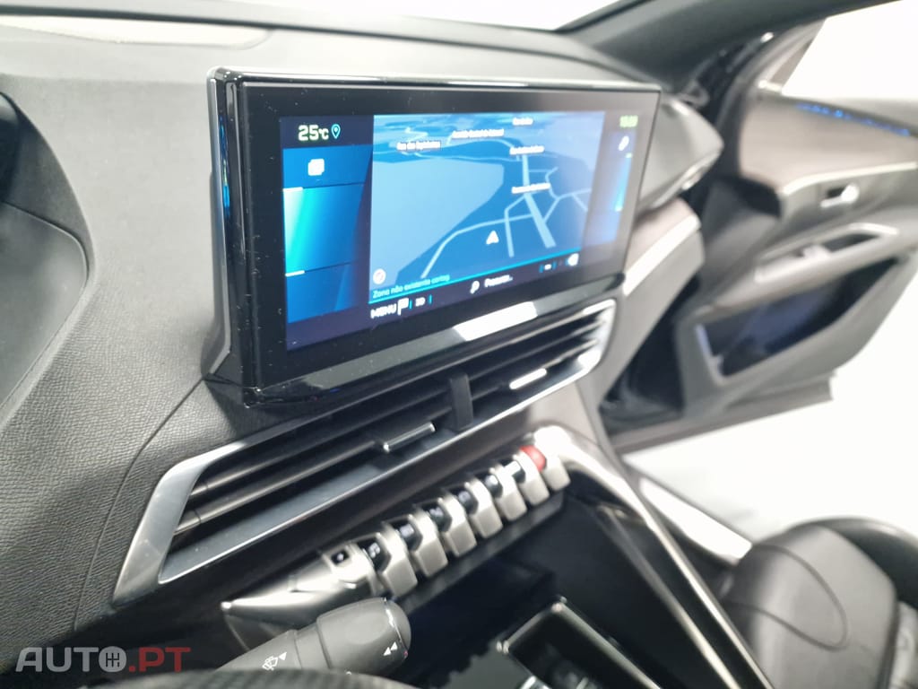 Peugeot 3008 1.6 Hybrid4 GT Line e-EAT8