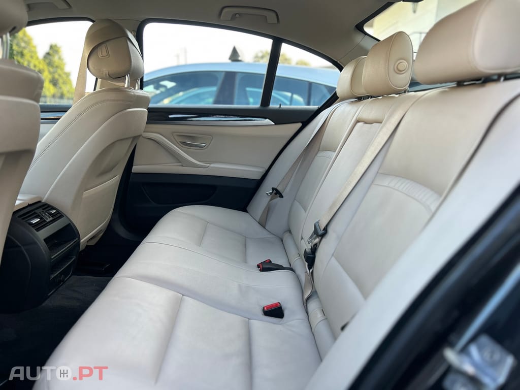 BMW 520 DA LINE LUXURY