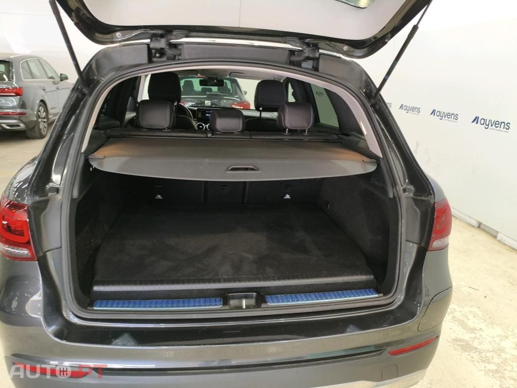 Mercedes-Benz GLC 300 e 4Matic