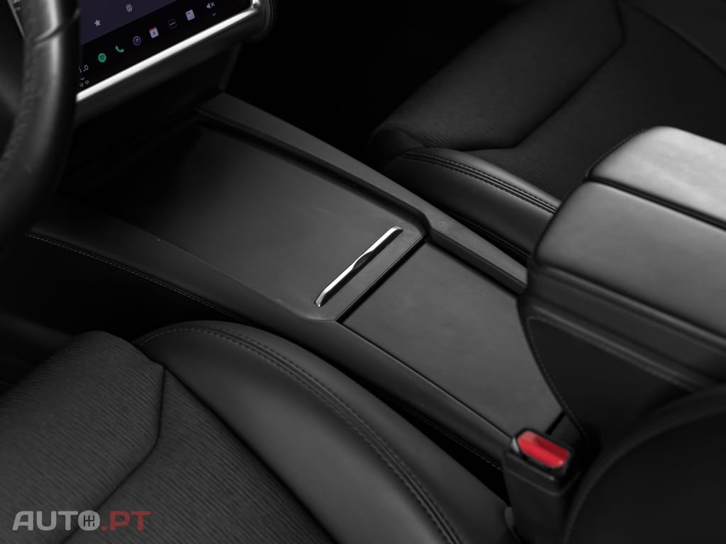 Tesla Model S 75