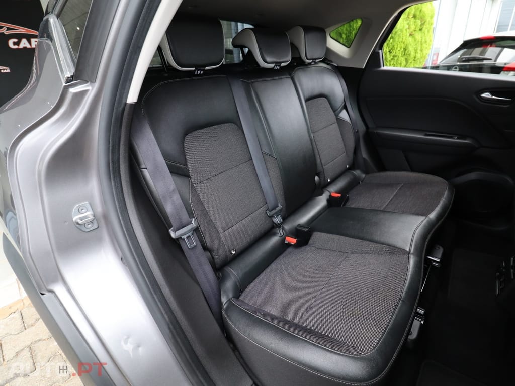 Renault Captur 1.0 TCE EXCLUSIVE