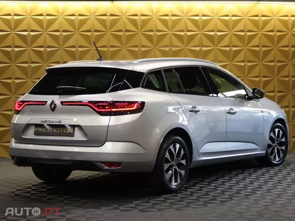 Renault Mégane Sport Tourer 1.5 Blue dCi Limited EDC