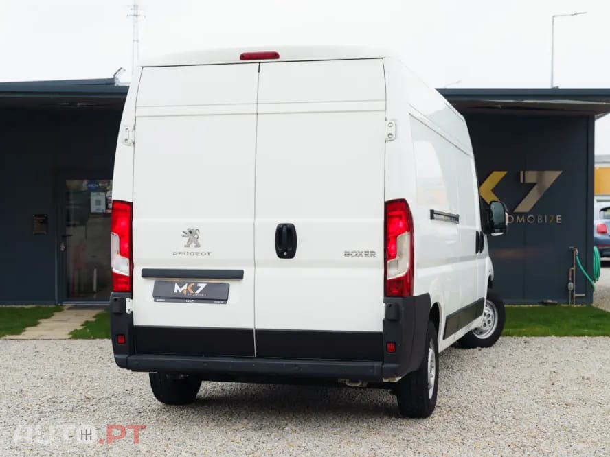 Peugeot Boxer 2.2 BlueHDi 335 L2 CD