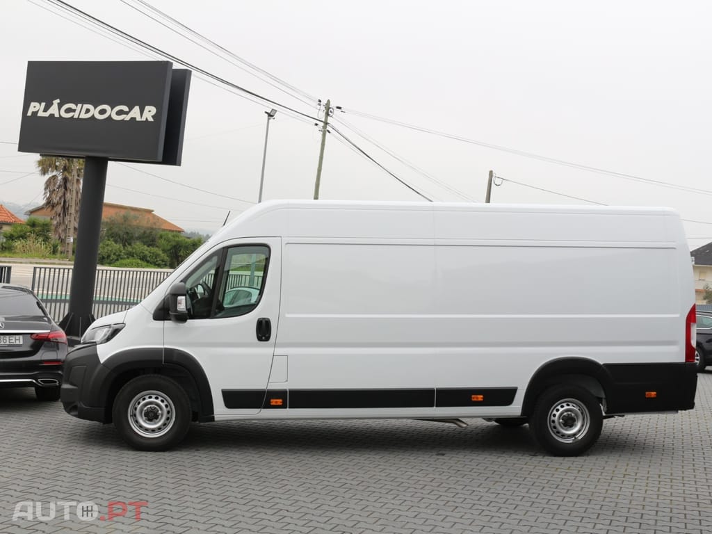 Peugeot Boxer 2.2 BlueHDi 435 L4H2 Pro