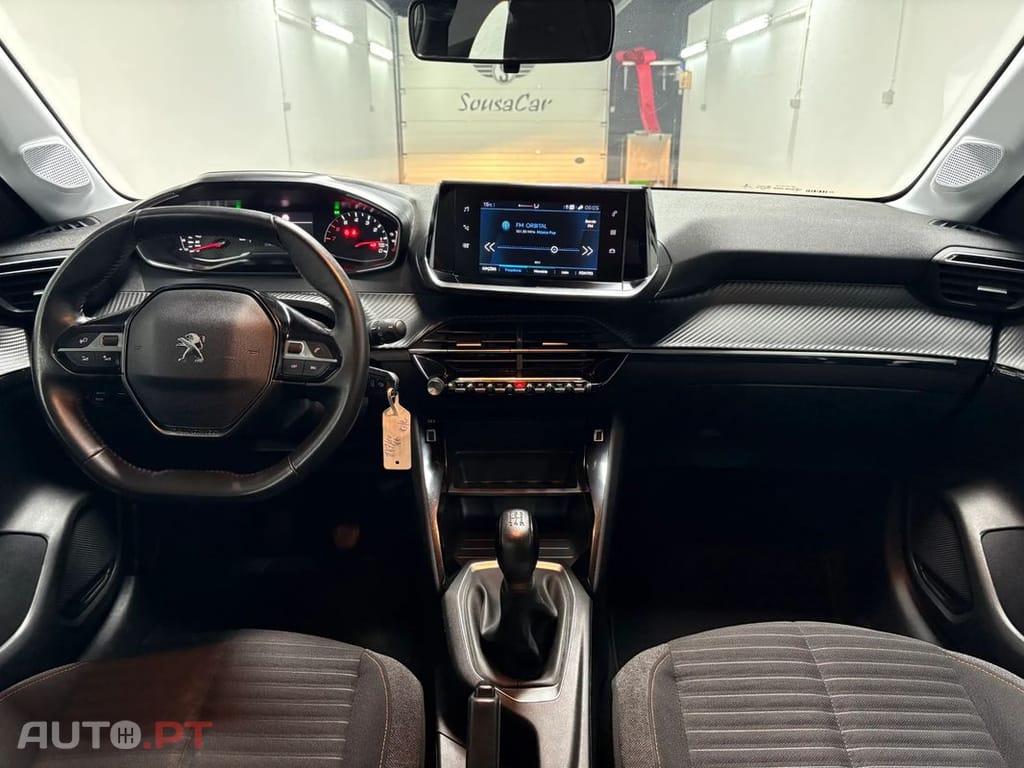 Peugeot 208 PureTech 75 Active