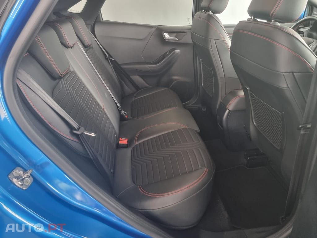 Ford Puma 1.0 EcoBoost MHEV ST-Line