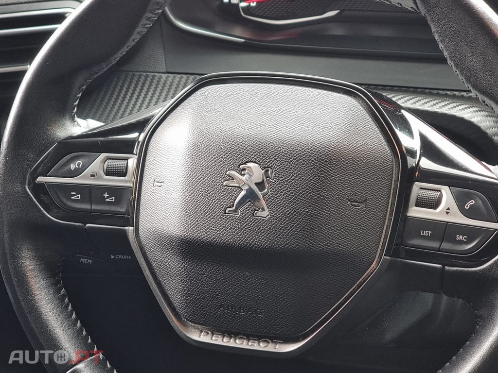 Peugeot 2008 1.2 PureTech Active Pack