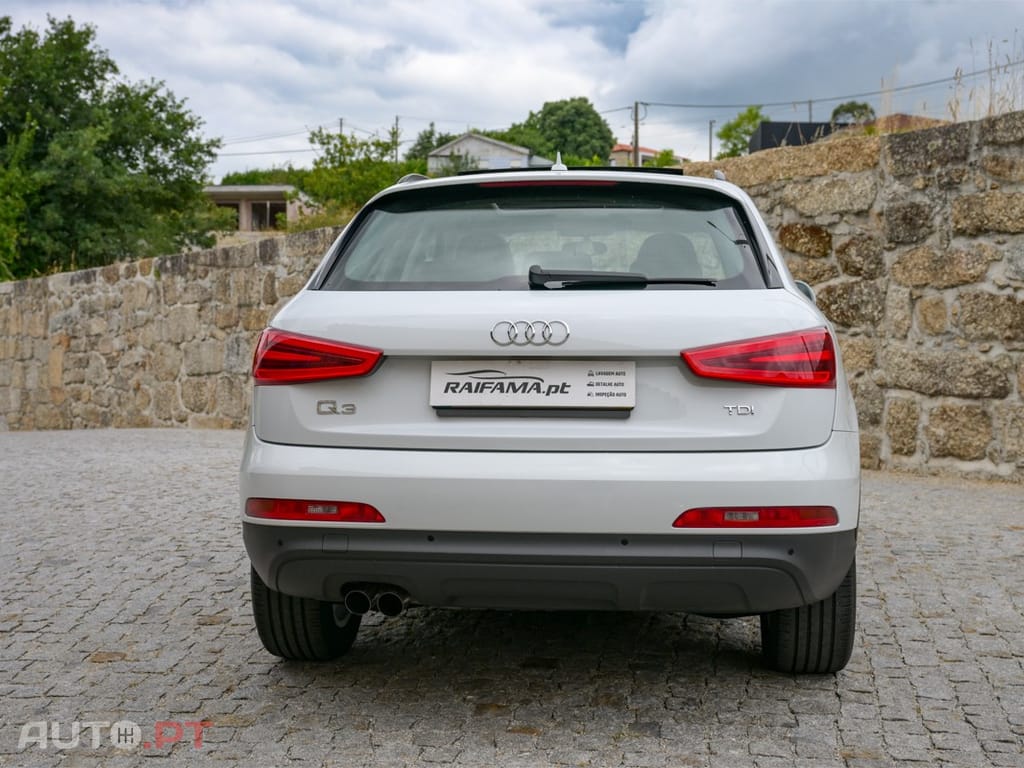 Audi Q3 2.0 TDi Attraction