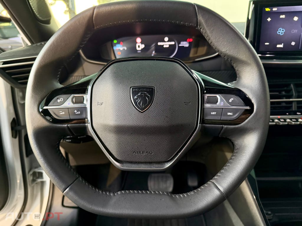 Peugeot 2008 1.2 Hybrid Allure e-DCS6