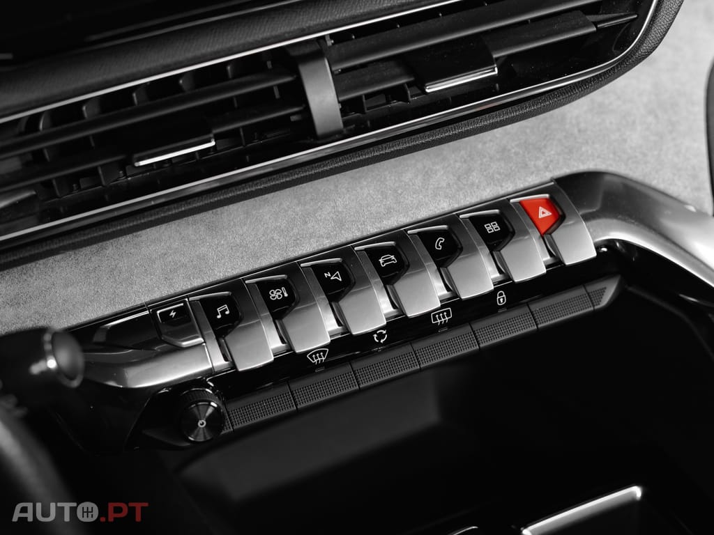 Peugeot 3008 1.6 Hybrid GT e-EAT8