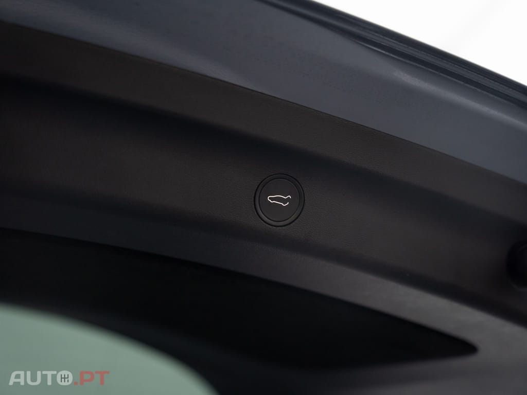 Tesla Model Y Tração Traseira