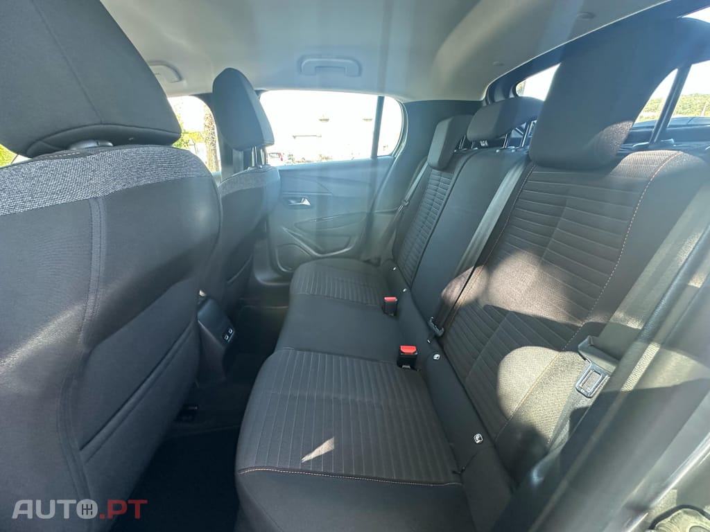 Peugeot 208 1.2 PureTech Allure Pack EAT8