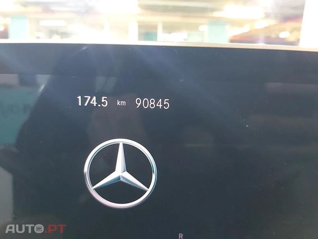 Mercedes-Benz CLA 180 d Shooting Brake Style Plus Aut.