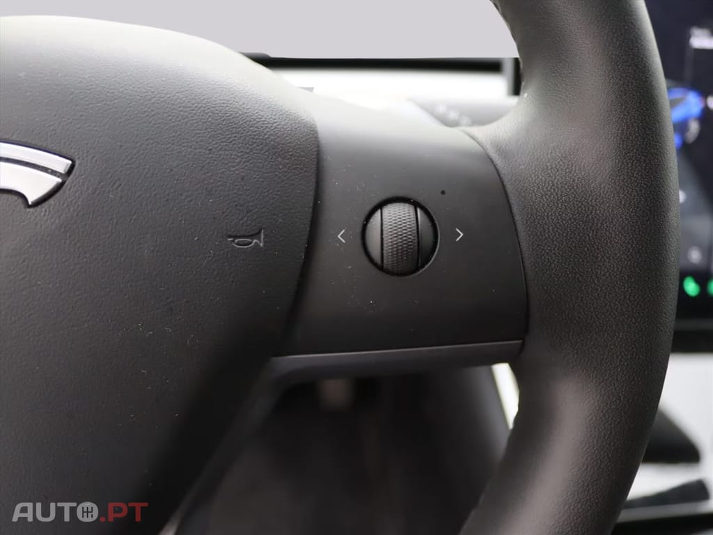 Tesla Model 3 Long-Range AWD I.V.A DEDUTÍVEL