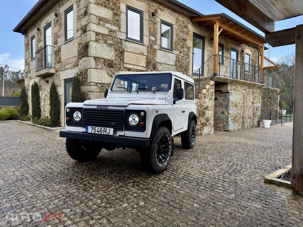 Land Rover Defender 90 2.5 TD5 Metal Top