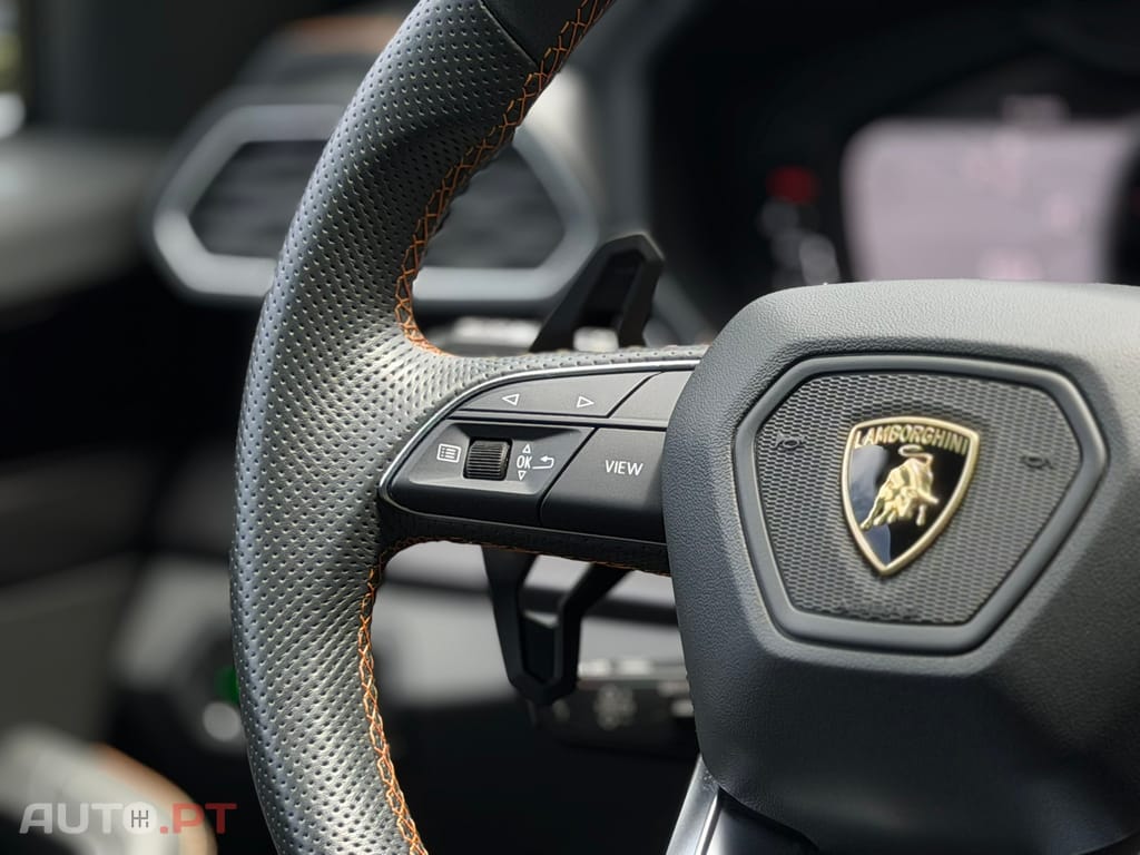 Lamborghini Urus 4.0 V8