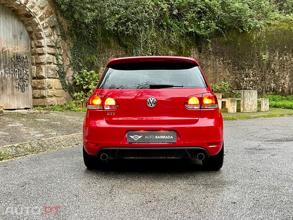 Volkswagen Golf VI 2.0 TSI GTi DSG