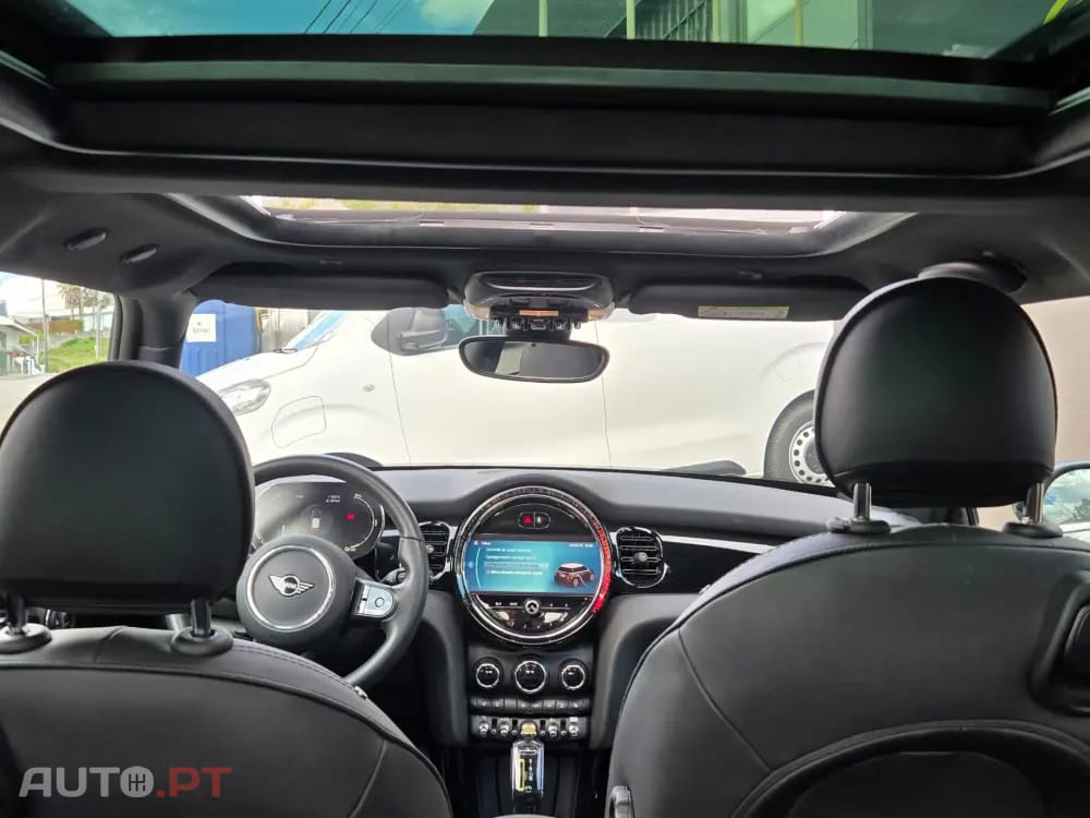 MINI Cooper Cooper SE Premium P. Resolute Edition