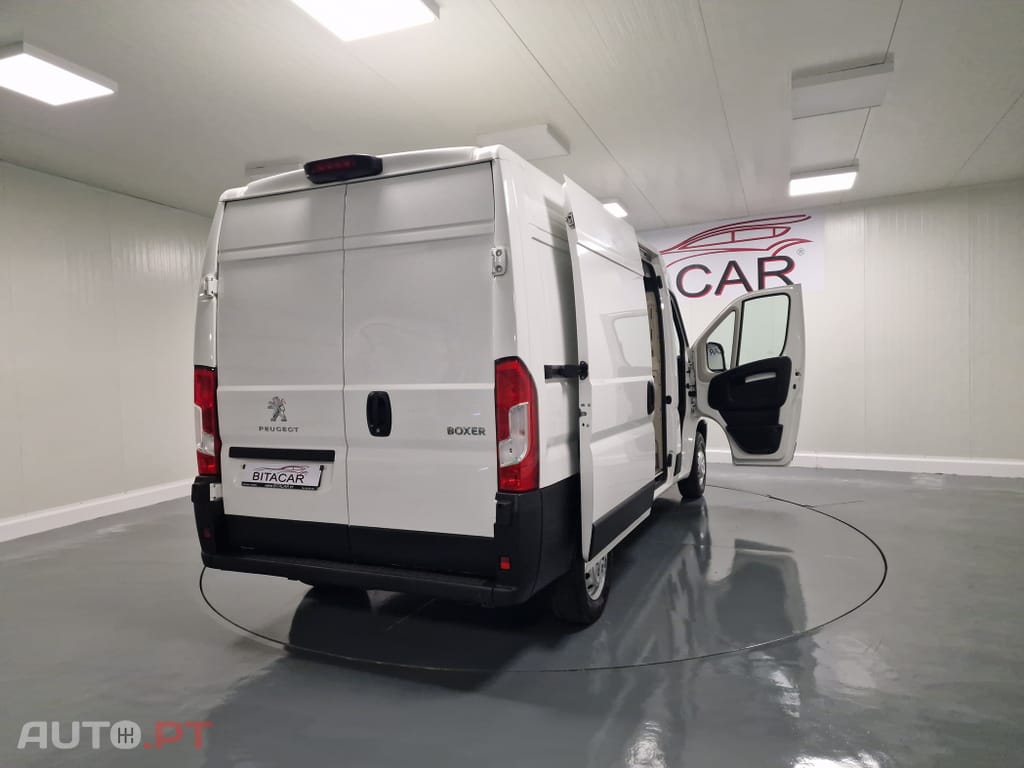 Peugeot Boxer 2.2 BlueHDi 335 L2H2 Pro GPS CAM. TRASEIRA IVA DEDUTIVEL