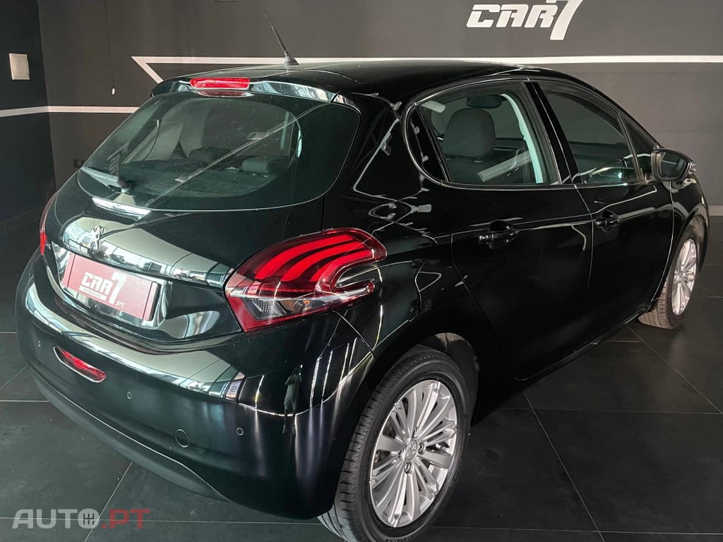 Peugeot 208 1.2 PureTech Allure