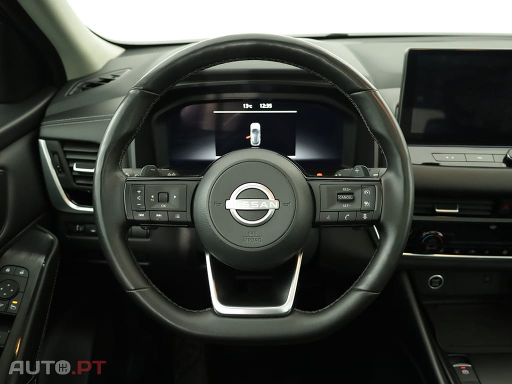 Nissan Qashqai Qashqai 1.3 DIG-T N-Connecta LED Xtronic