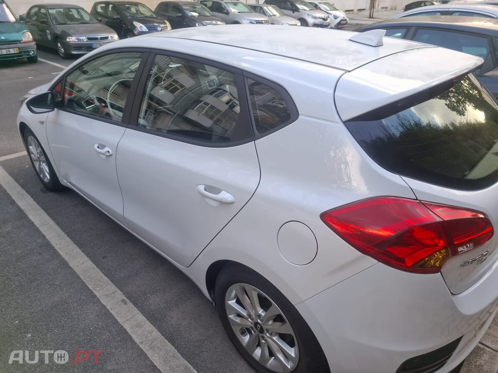 Kia Ceed NAVI LINE 1.0 T-GDI