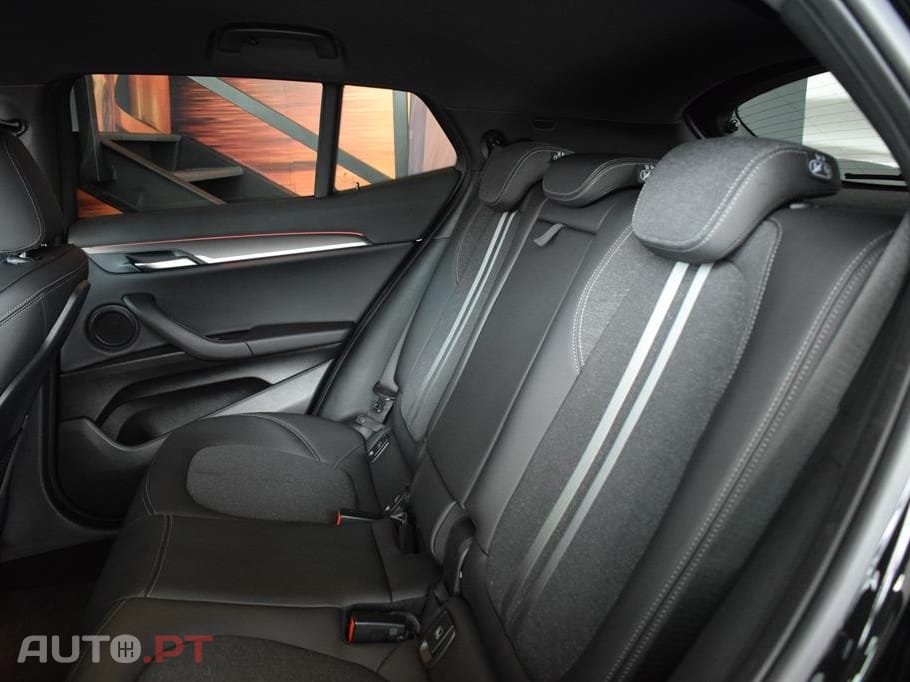 BMW X2 25 e xDrive X Pack M