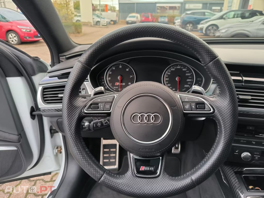 Audi RS6 4.0 TFSi quattro performance