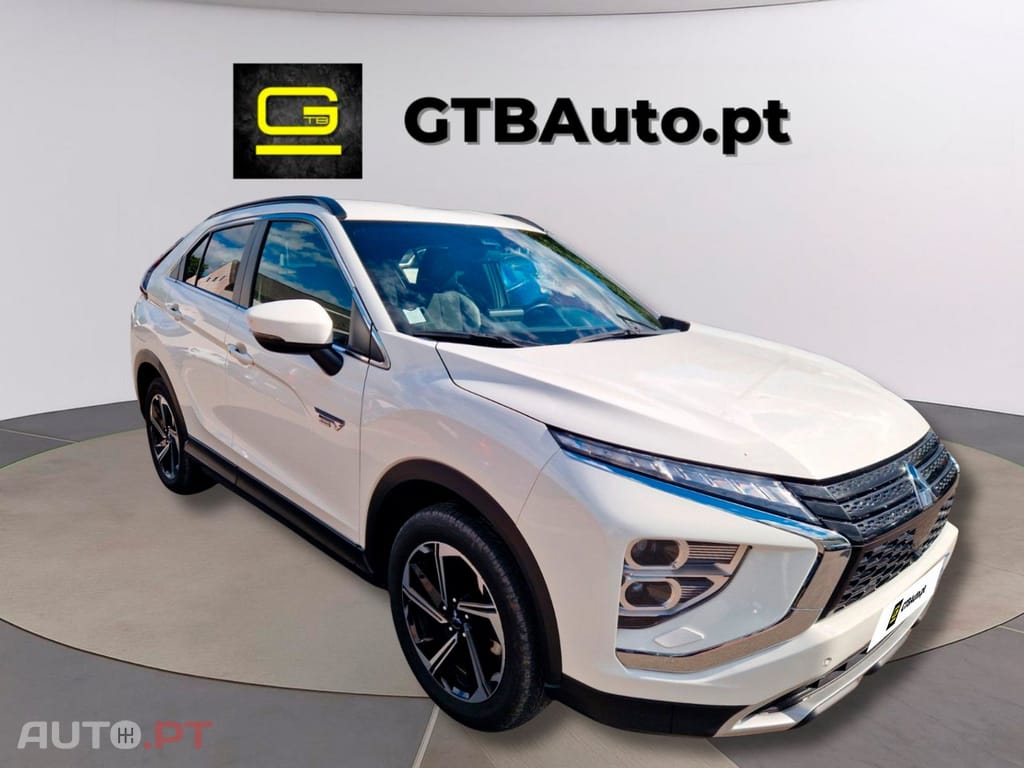 Mitsubishi Eclipse Cross 2.4 PLUG-IN HYBRID 4WD I.V.A DEDUTÍVEL 
