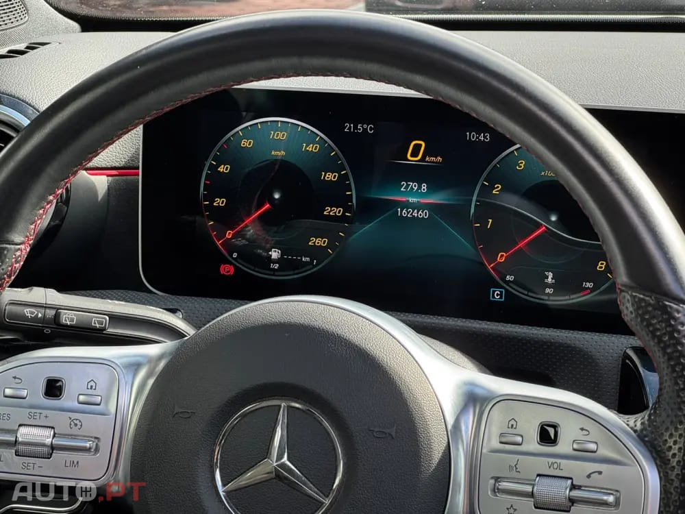 Mercedes-Benz A 180 AMG Line