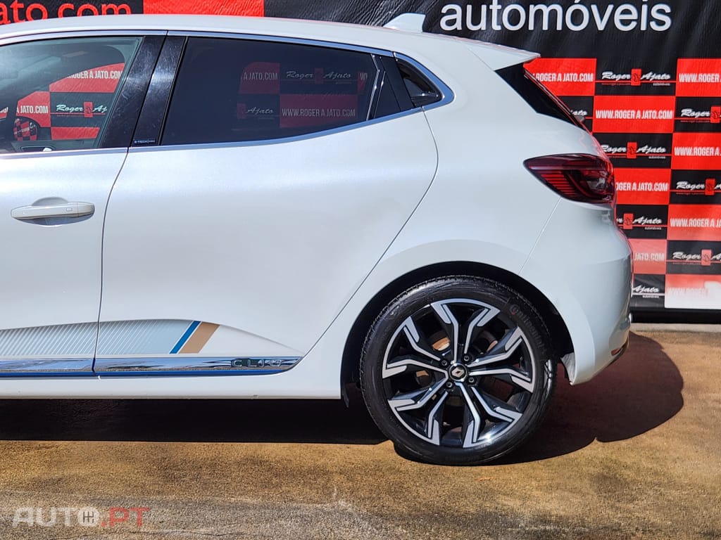 Renault Clio 1.6 E-Tech Intens