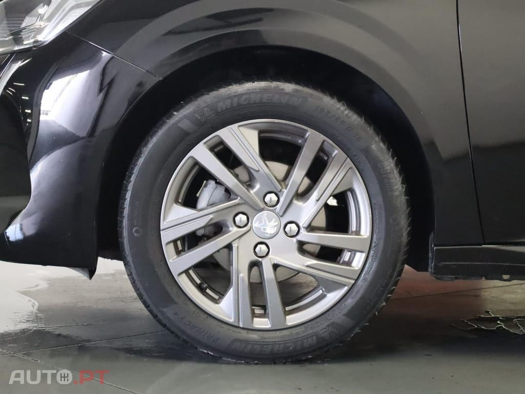 Peugeot 208 1.2 PureTech Active