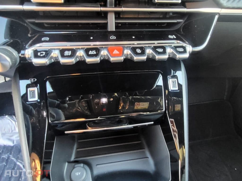 Peugeot 2008 1.2 PureTech Allure Pack