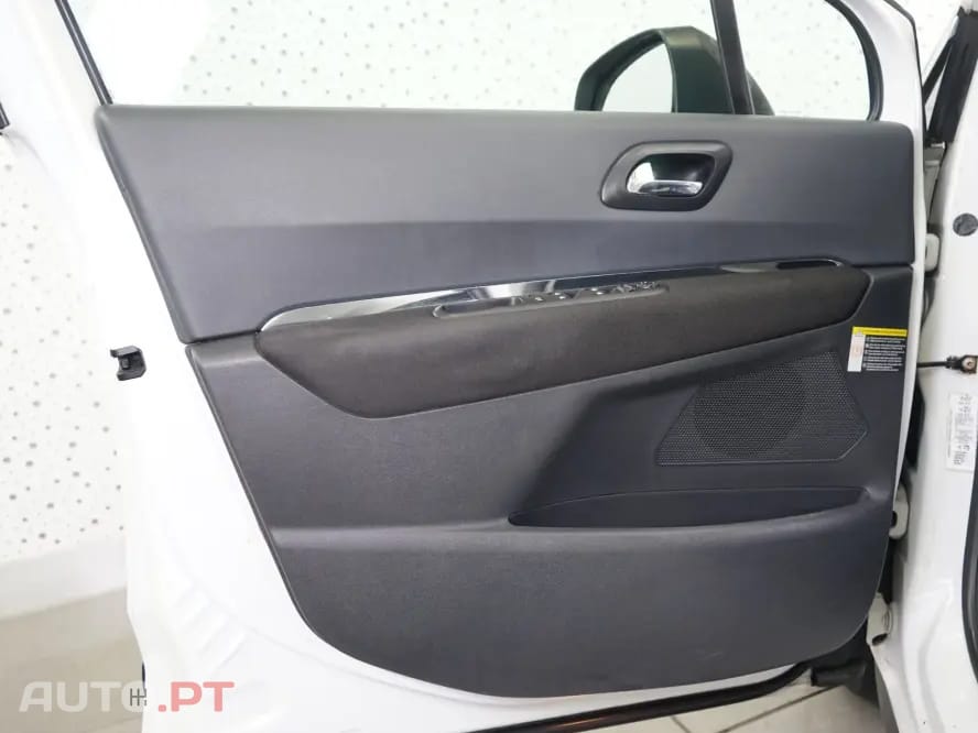 Peugeot 3008 1.6 HDi Allure