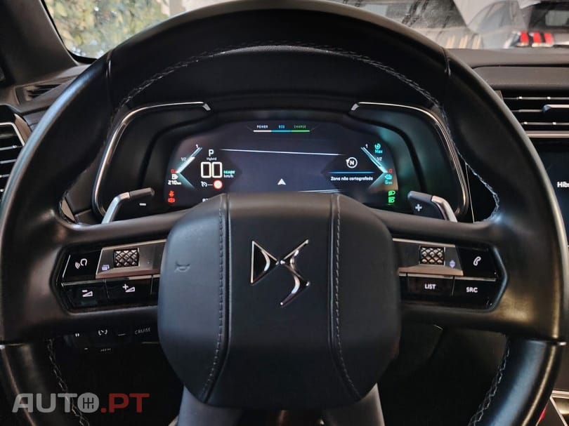 DS DS7 Crossback 300 cv 4x4  Eat8 E-Tense Hybrid RIVOLI 1 DONO