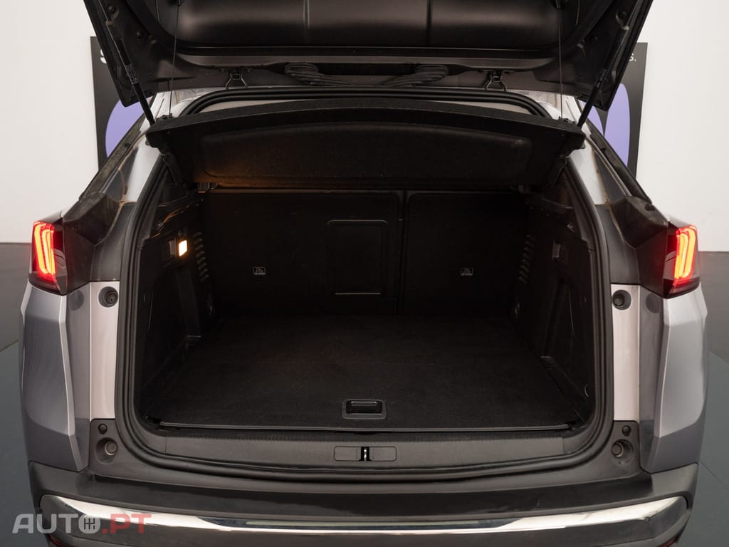 Peugeot 3008 1.6 Hybrid Allure e-EAT8