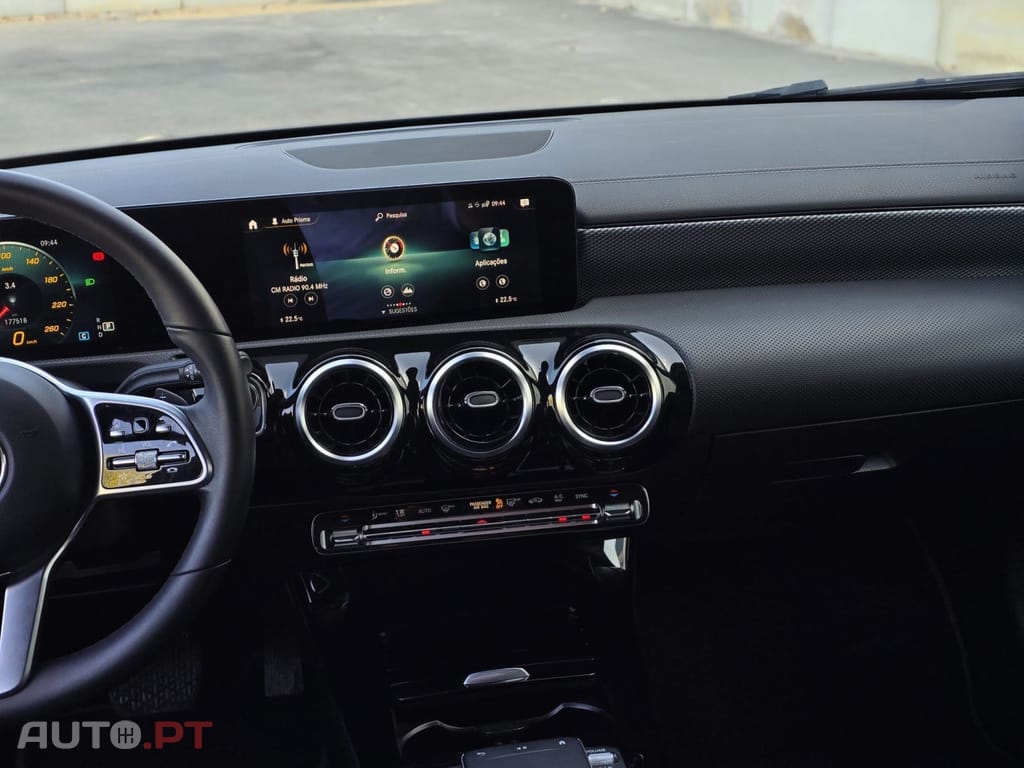 Mercedes-Benz CLA 180 d Shooting Brake Style Plus Aut.