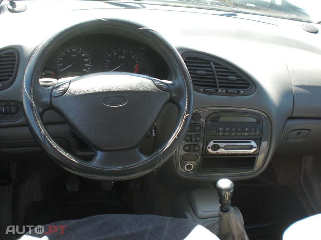 Ford Galaxy 1.9 TDi GLX