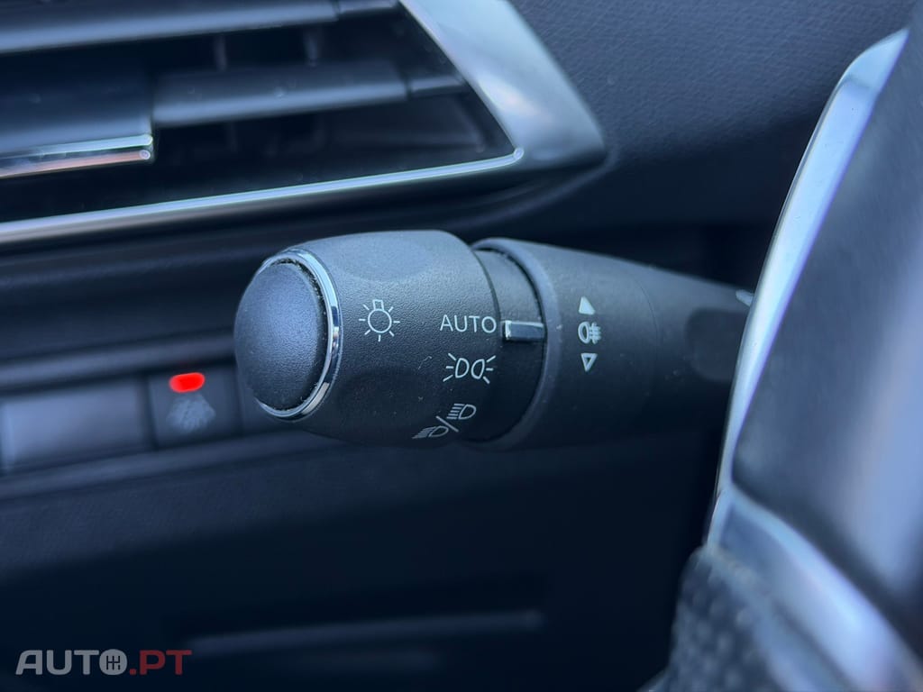 Peugeot 3008 1.6 Hybrid GT e-EAT8