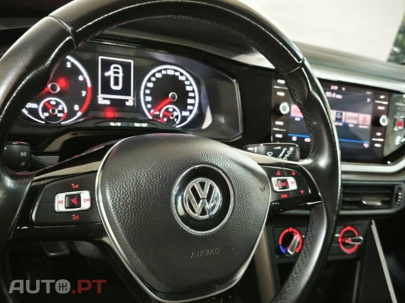 Volkswagen Polo 1.0 Confortline